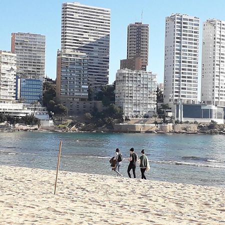 Holiday Apartment 5 Min To Levante Beach Benidorm Bagian luar foto