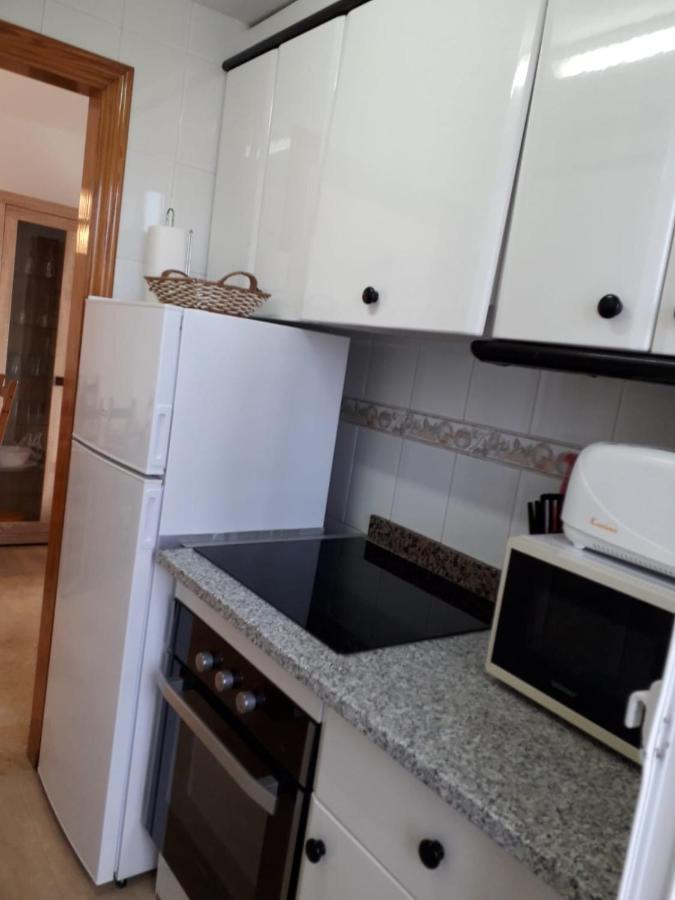 Holiday Apartment 5 Min To Levante Beach Benidorm Bagian luar foto