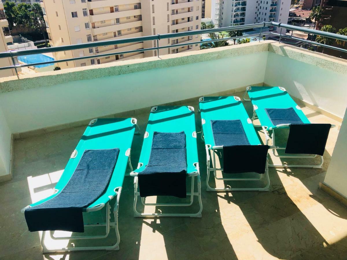 Holiday Apartment 5 Min To Levante Beach Benidorm Bagian luar foto